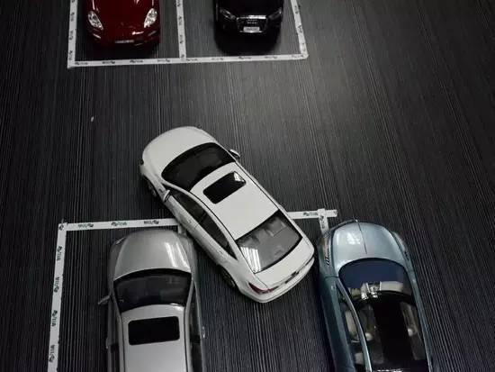 图解倒车入库:"非常规"车位停车大法!新手必看!